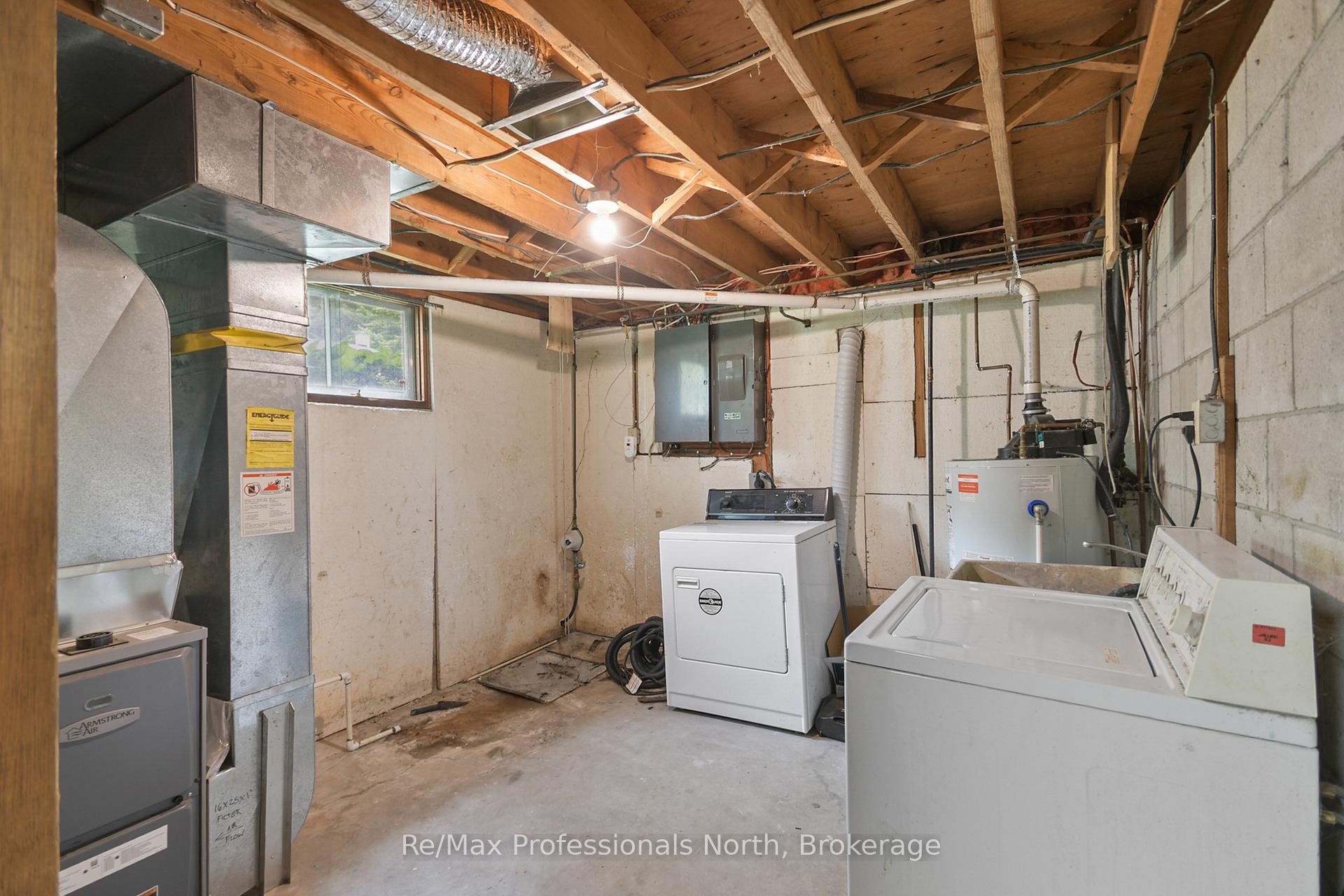 Photo 16 of 10 Wilshier Boulevard, Bracebridge, Macaulay — HOMEH