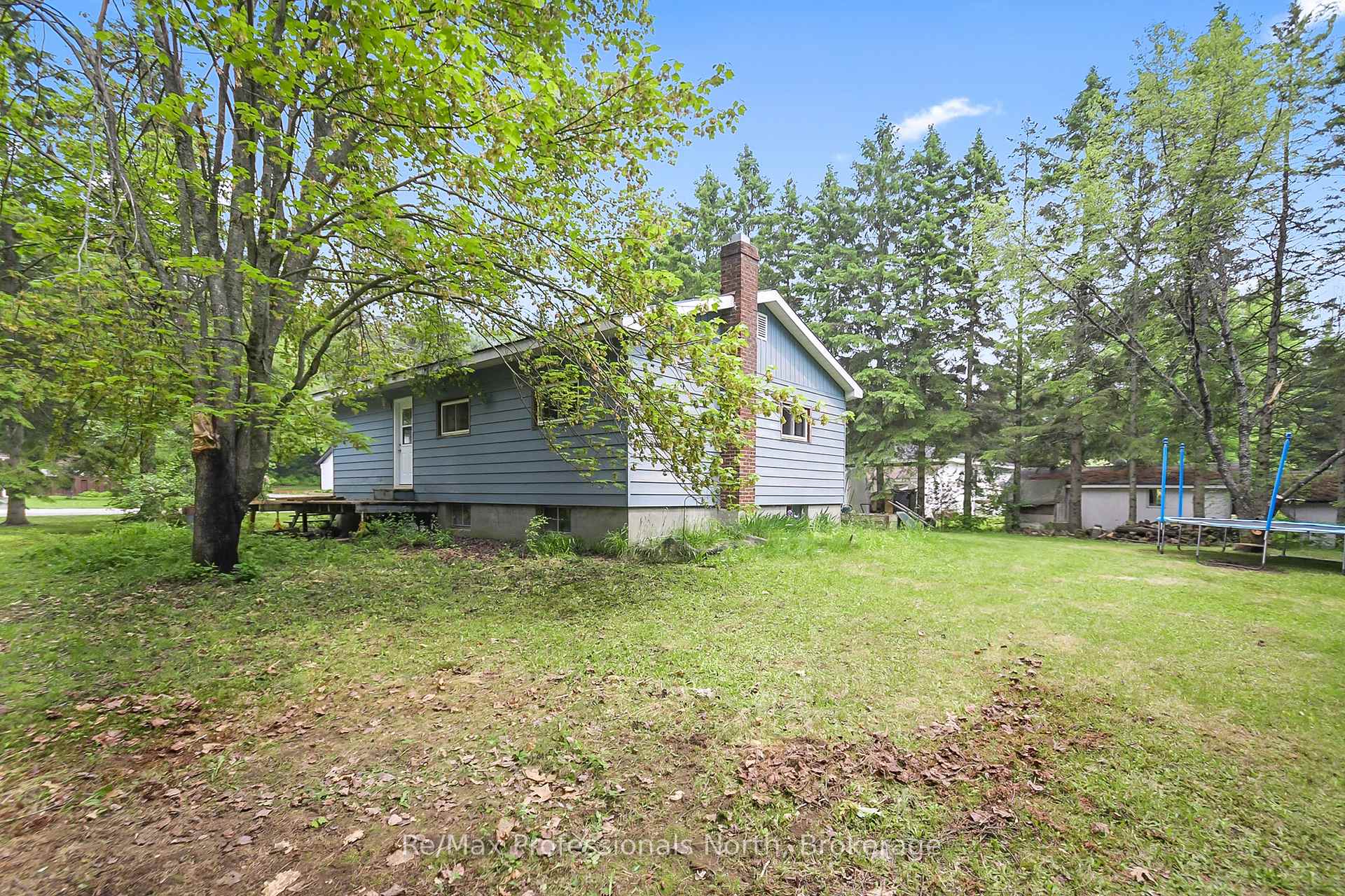 Photo 20 of 10 Wilshier Boulevard, Bracebridge, Macaulay — HOMEH