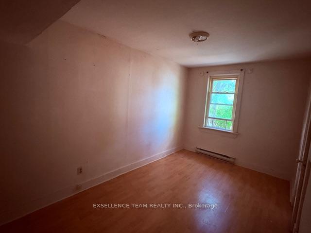 Photo 3 of 1 Menard Avenue E, Cornwall — HOMEH