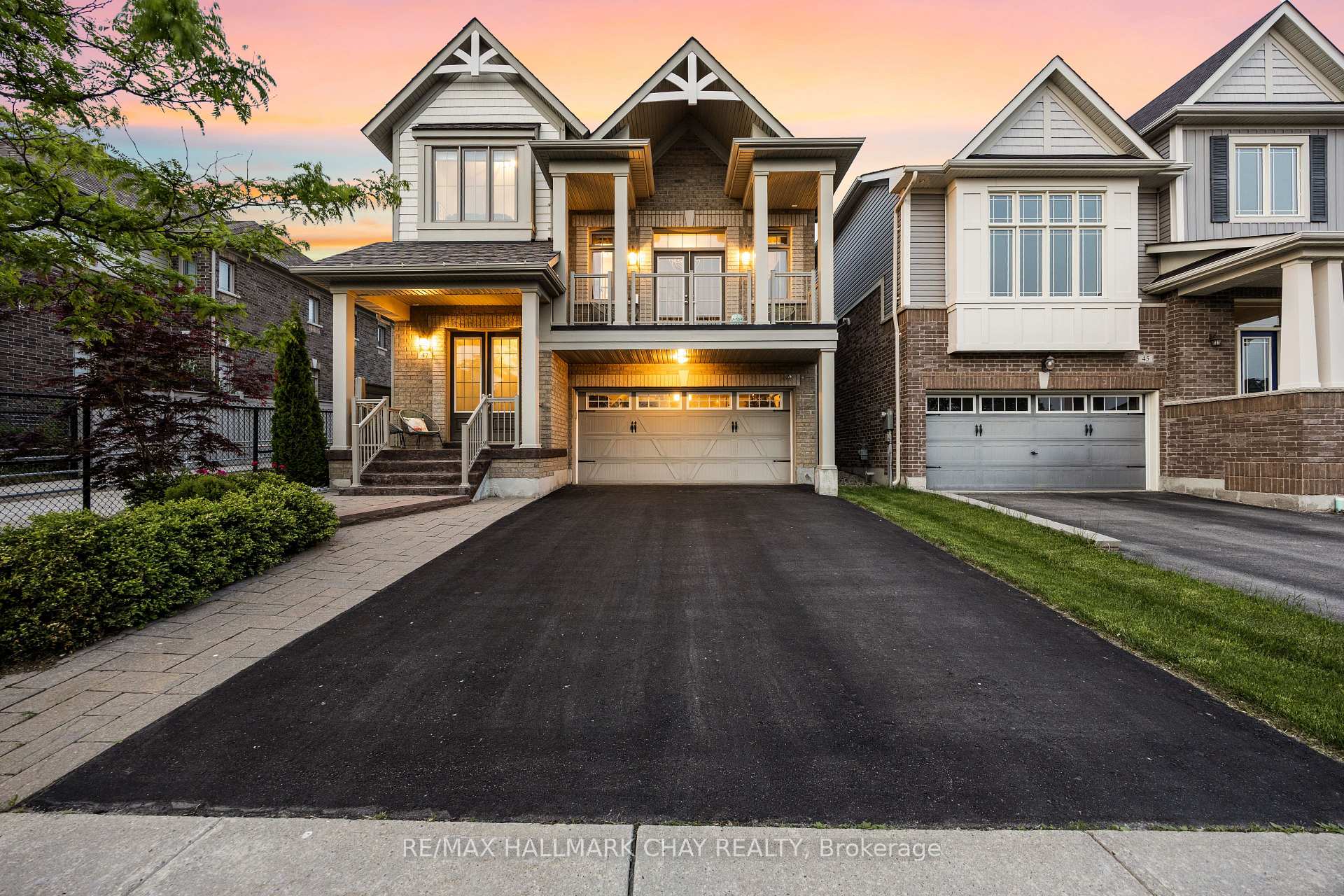 Photo 1 of 47 Kennedy Boulevard, New Tecumseth, Alliston — HOMEH
