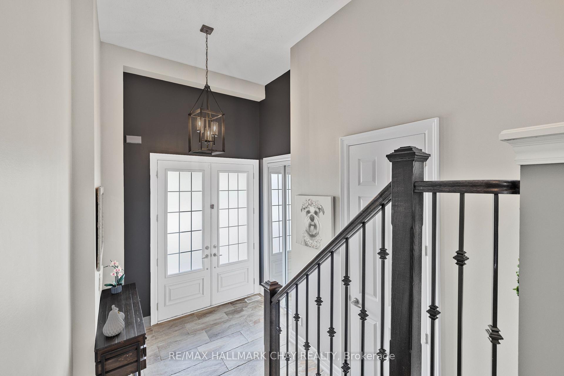 Photo 4 of 47 Kennedy Boulevard, New Tecumseth, Alliston — HOMEH