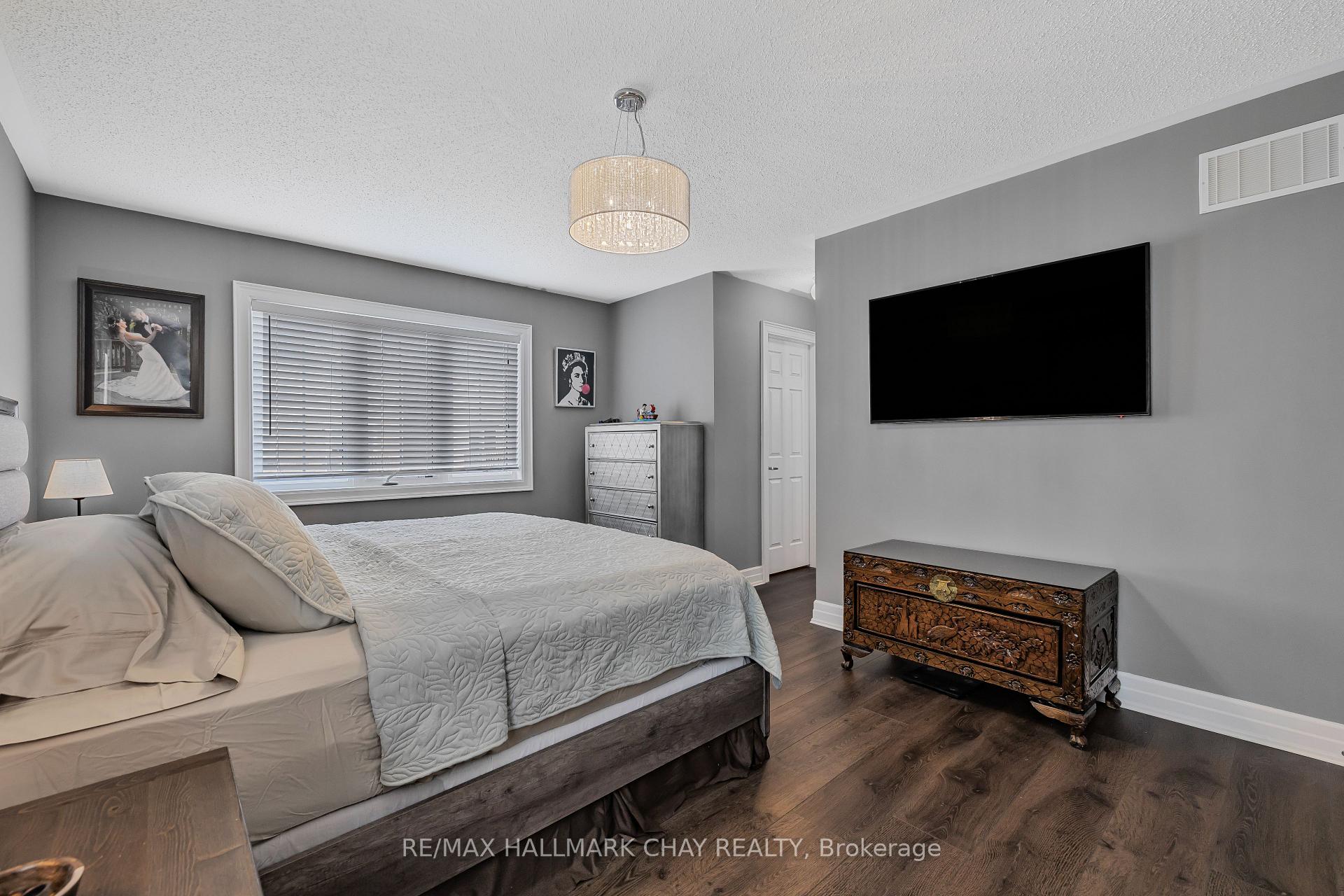 Photo 29 of 47 Kennedy Boulevard, New Tecumseth, Alliston — HOMEH