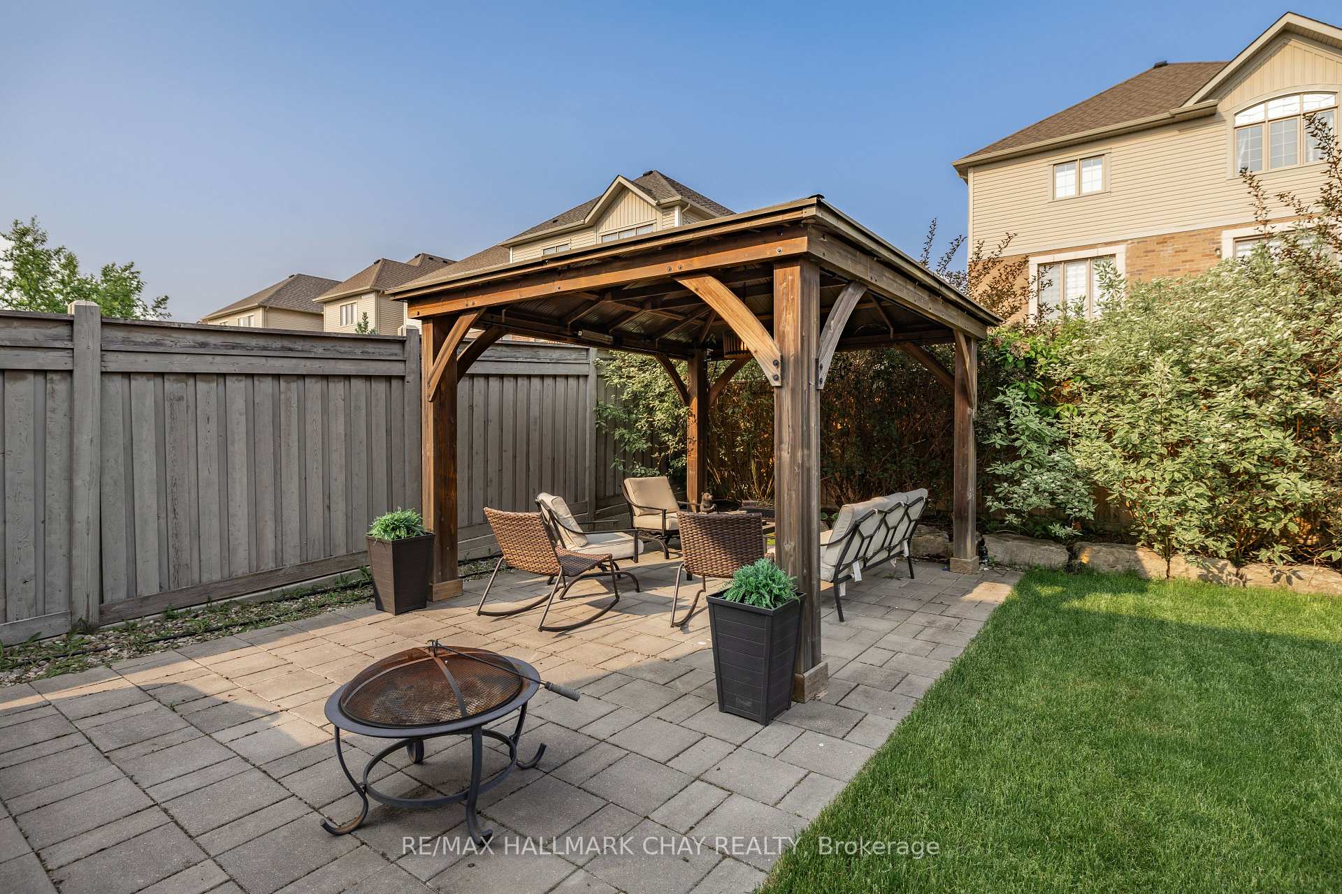 Photo 41 of 47 Kennedy Boulevard, New Tecumseth, Alliston — HOMEH