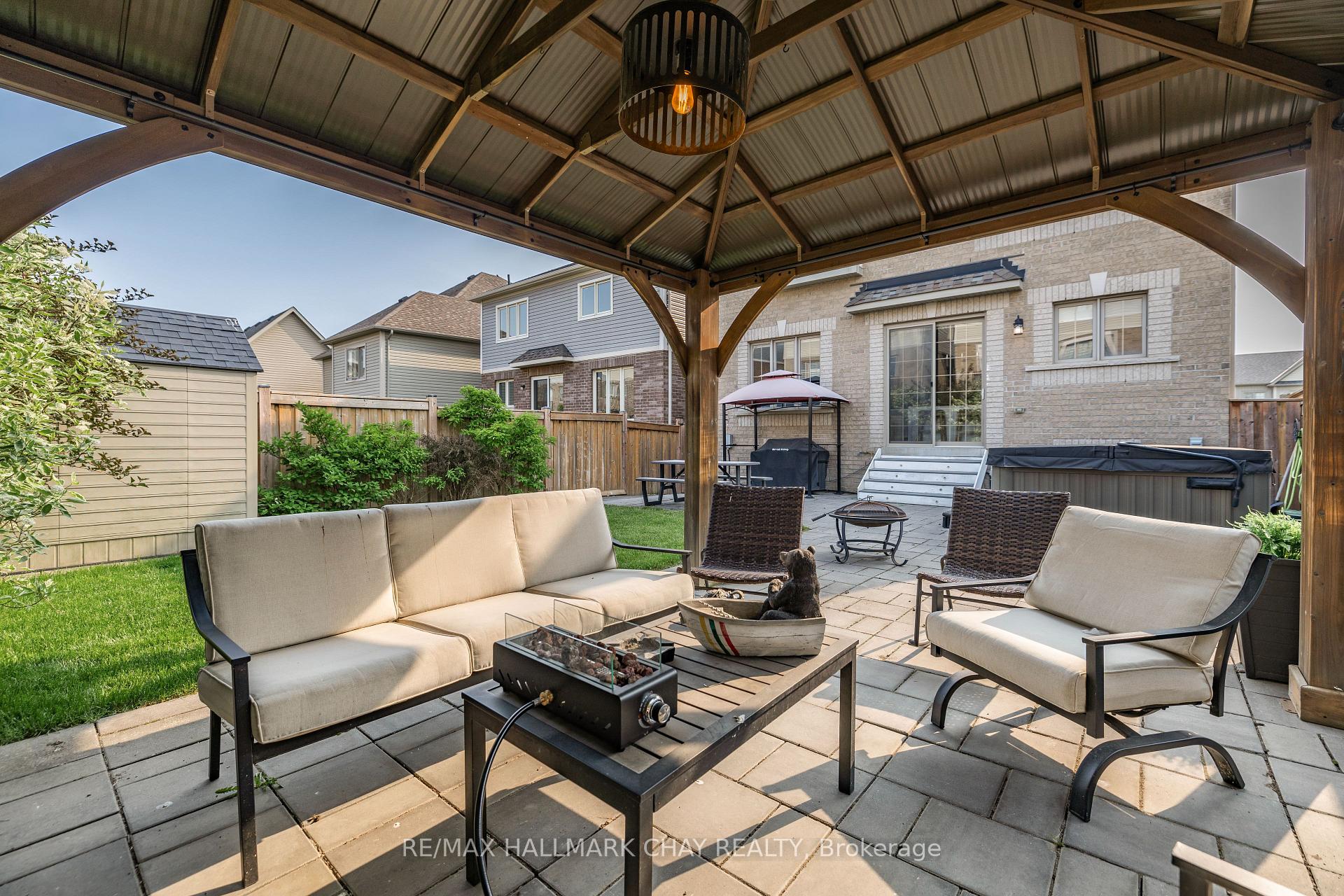 Photo 40 of 47 Kennedy Boulevard, New Tecumseth, Alliston — HOMEH