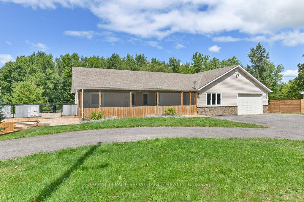 Photo 4 of 90 Free Road, Quinte West, Murray Ward — HOMEH