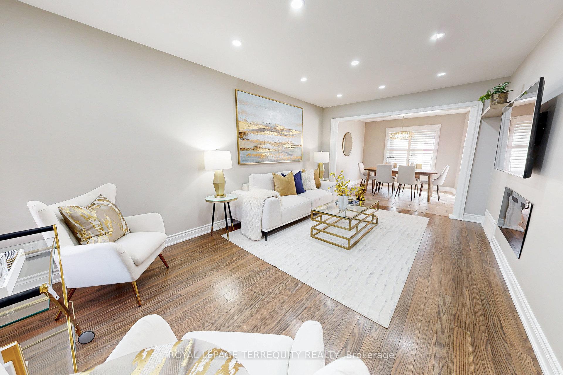 Photo 5 of 20 Woodcroft Lane, Vaughan, West Woodbridge — HOMEH