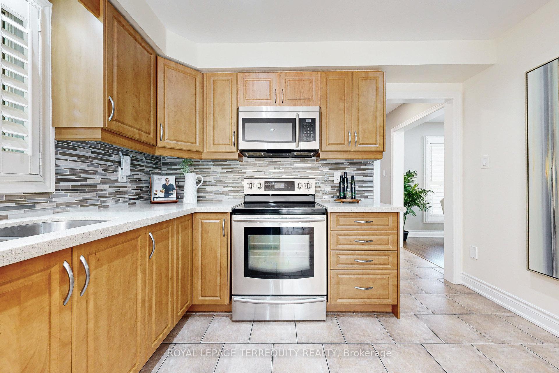 Photo 15 of 20 Woodcroft Lane, Vaughan, West Woodbridge — HOMEH