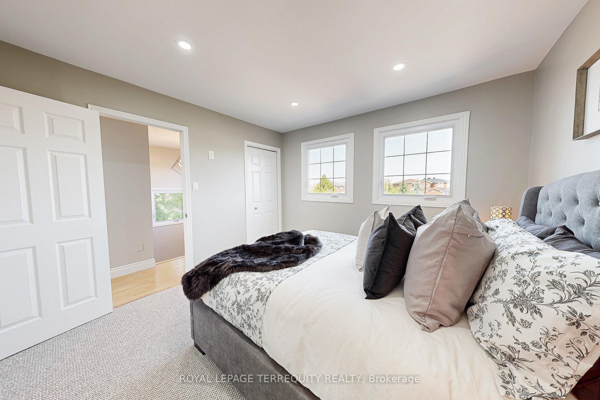 Photo 17 of 20 Woodcroft Lane, Vaughan, West Woodbridge — HOMEH