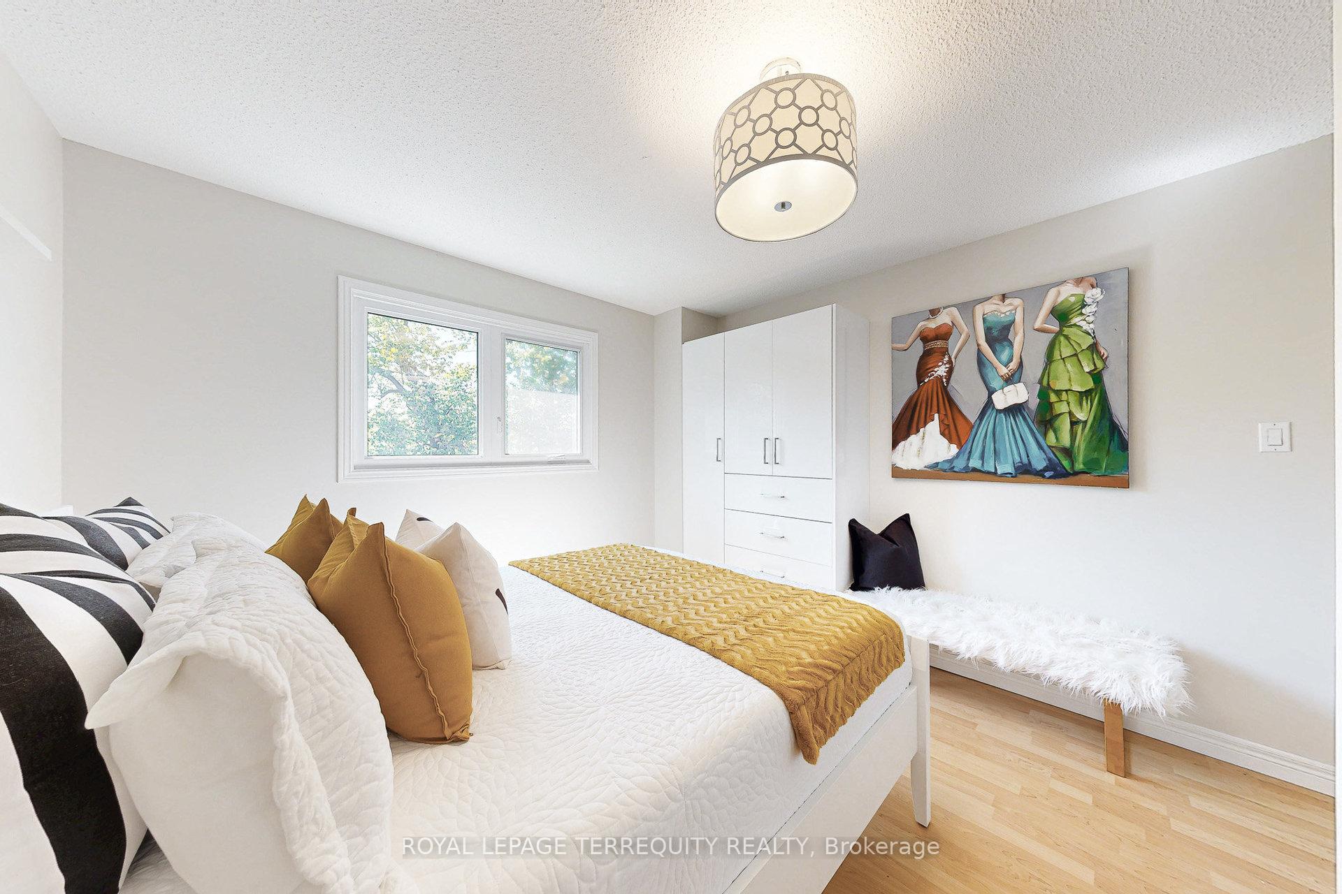 Photo 23 of 20 Woodcroft Lane, Vaughan, West Woodbridge — HOMEH