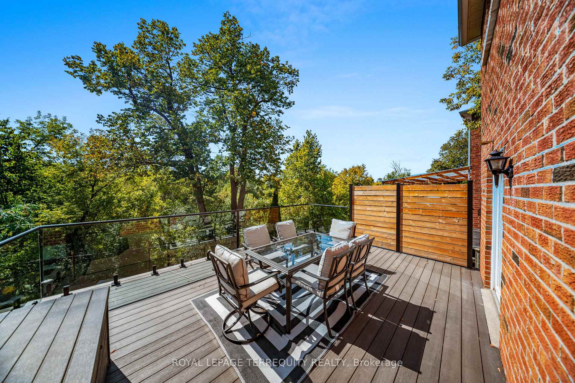Photo 40 of 20 Woodcroft Lane, Vaughan, West Woodbridge — HOMEH