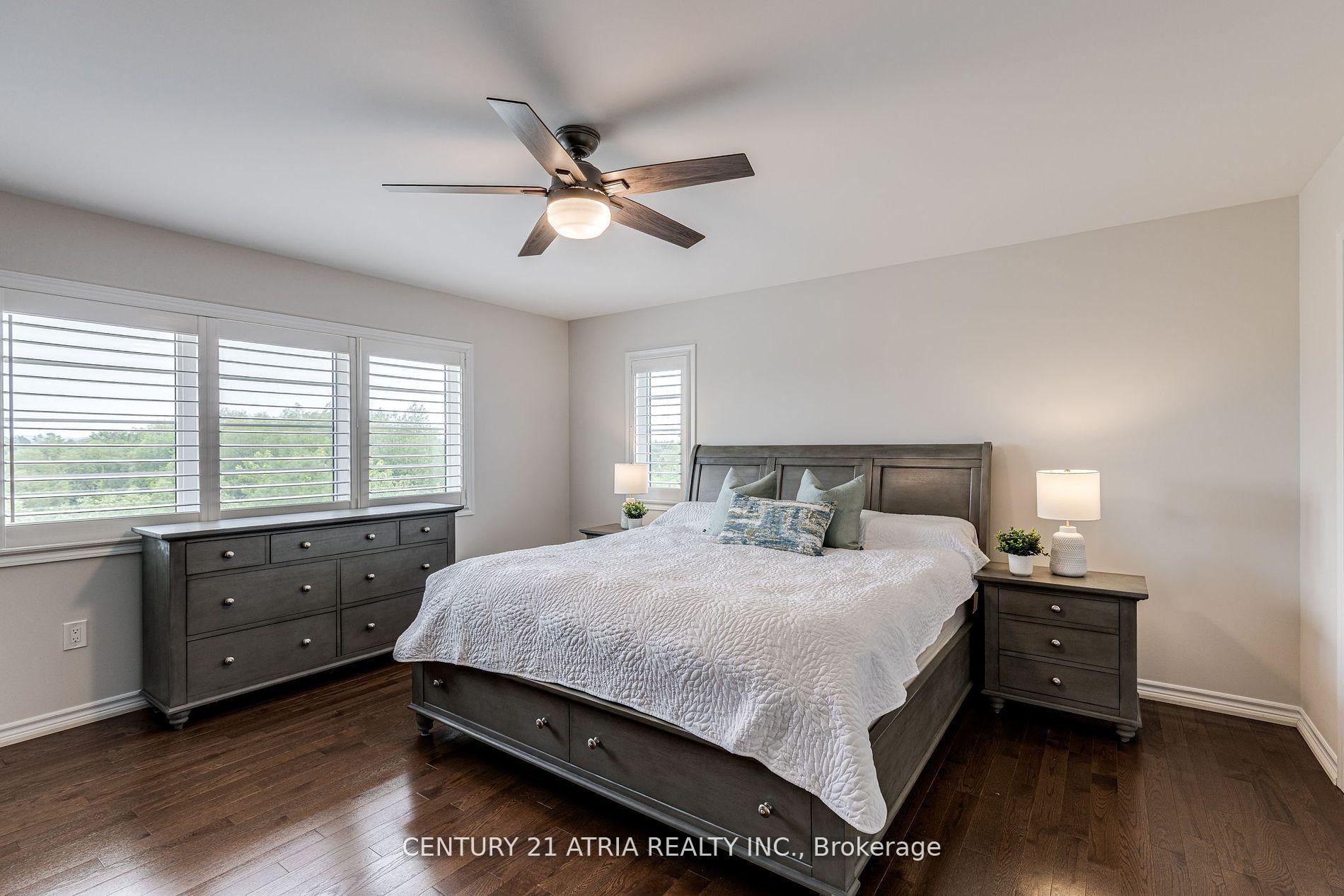 Photo 23 of 122 Degraaf Crescent, Aurora, Rural Aurora — HOMEH