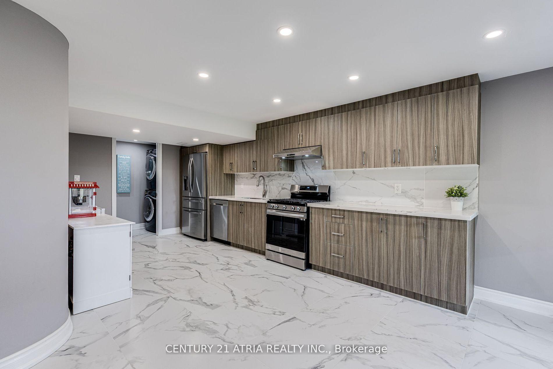 Photo 38 of 122 Degraaf Crescent, Aurora, Rural Aurora — HOMEH