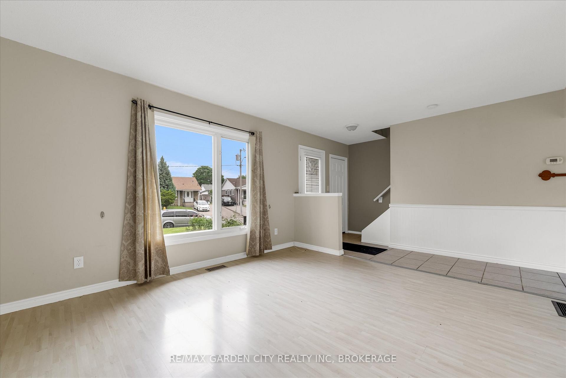 Photo 28 of 62 Ted Street, St. Catharines, Fairview — HOMEH