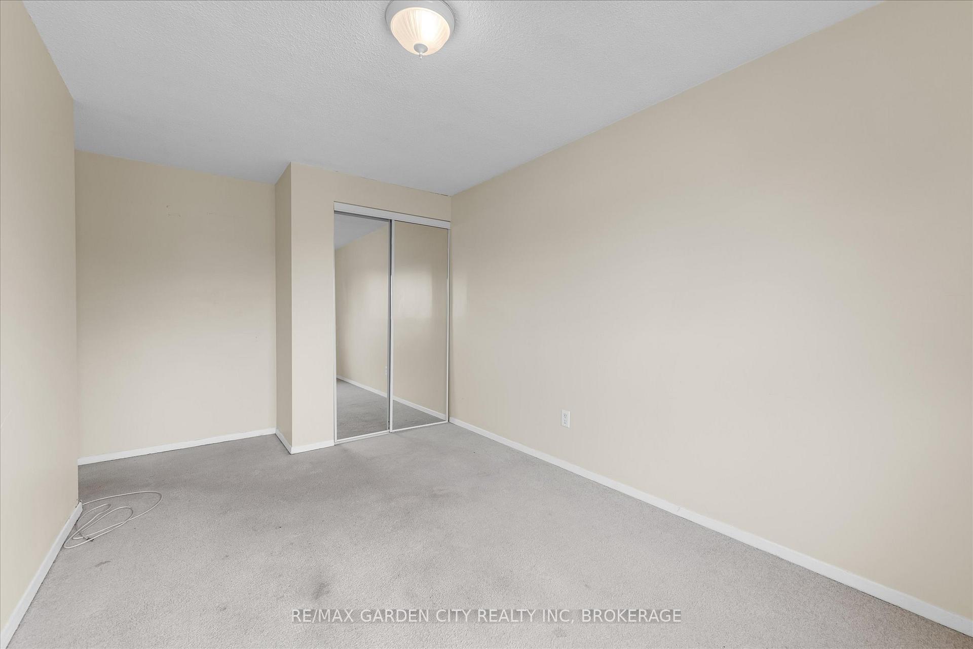 Photo 11 of 62 Ted Street, St. Catharines, Fairview — HOMEH