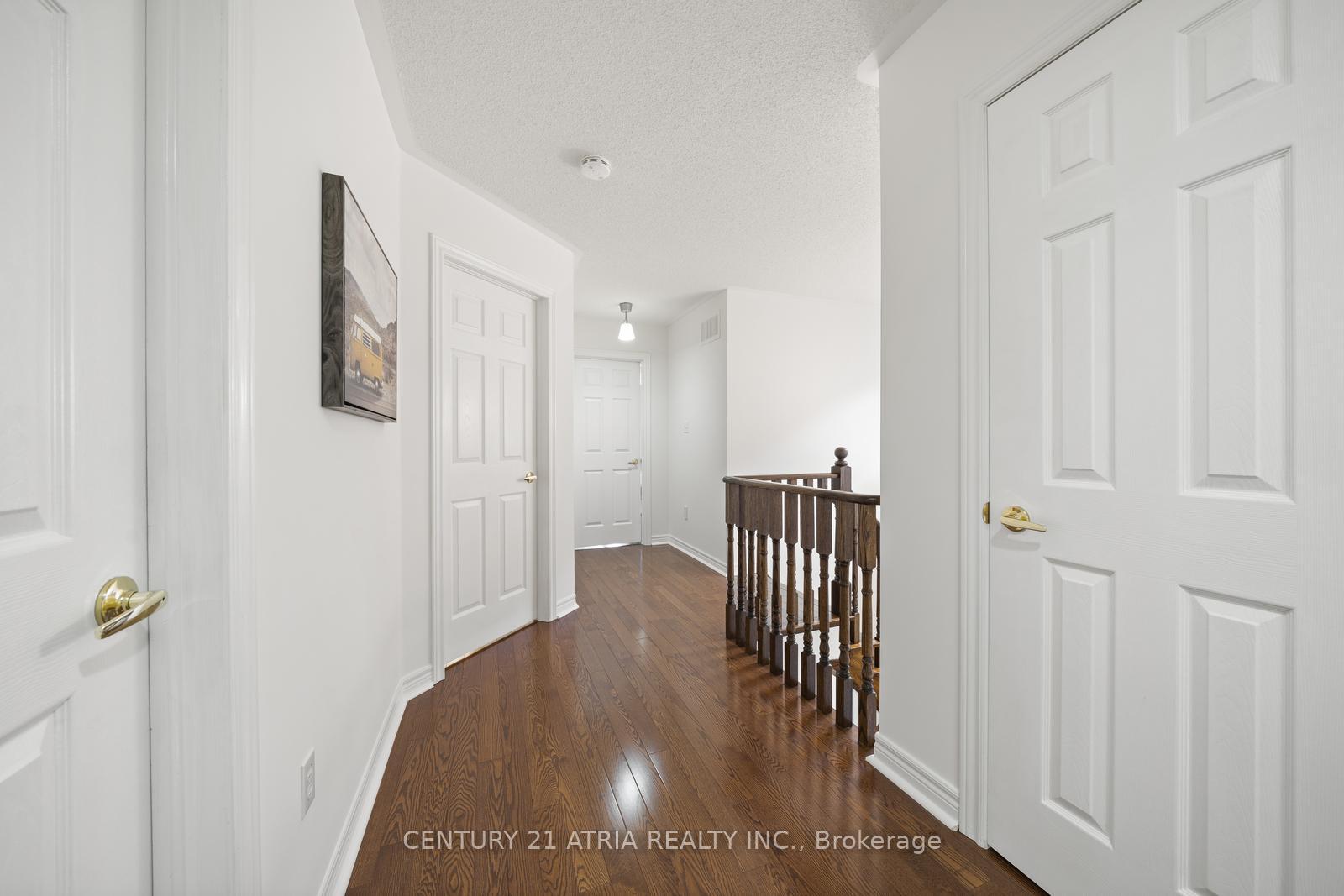 Photo 11 of 19 Garcia Street, Markham, Village Green-South Unionville — HOMEH