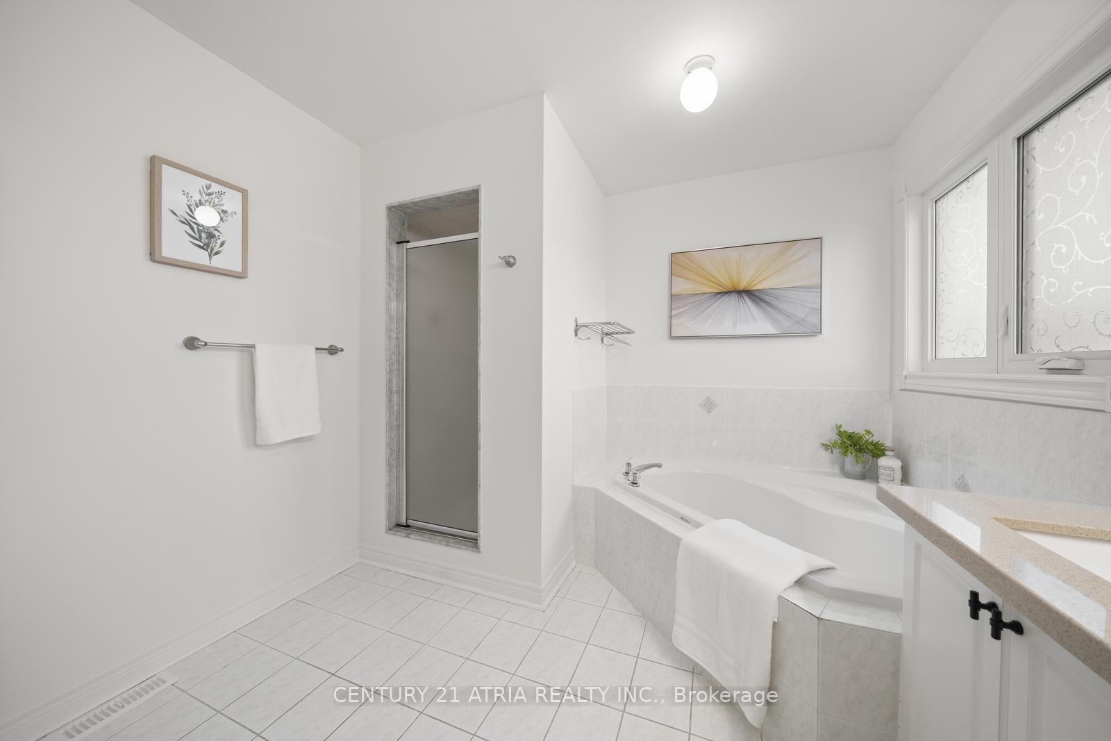 Photo 34 of 19 Garcia Street, Markham, Village Green-South Unionville — HOMEH