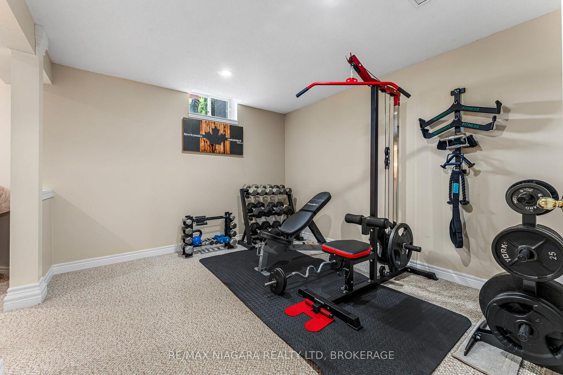 Photo 31 of 52 Cabriolet Crescent, Hamilton, Ancaster — HOMEH
