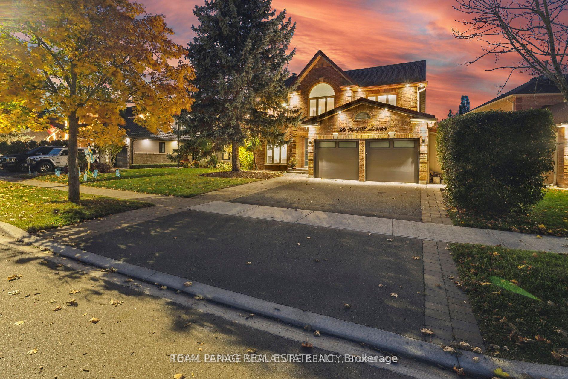 Photo 12 of 99 Kenpark Avenue, Brampton, Snelgrove — HOMEH