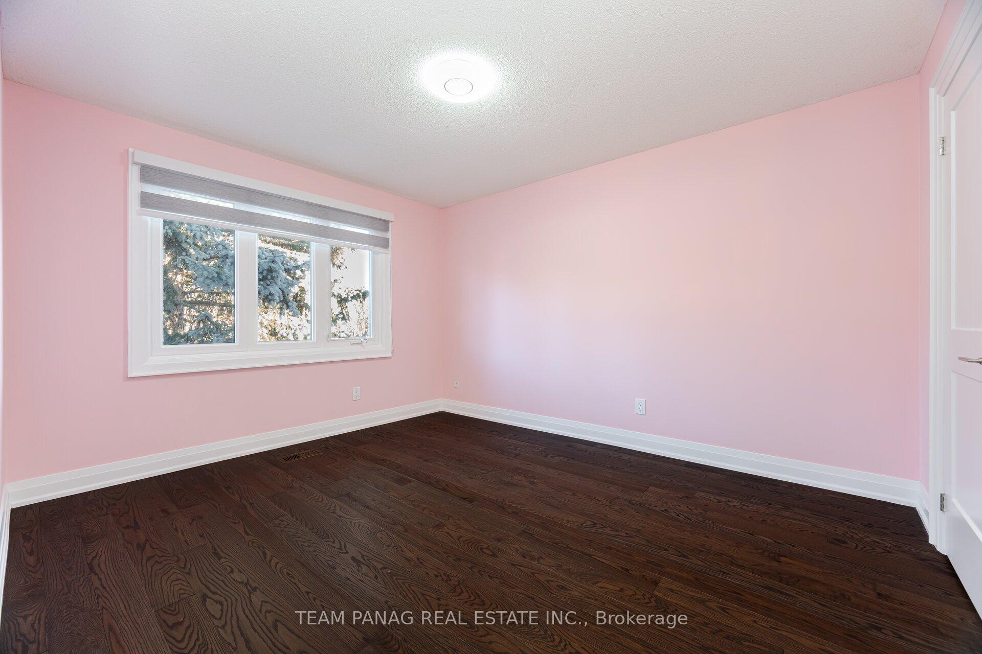 Photo 4 of 99 Kenpark Avenue, Brampton, Snelgrove — HOMEH