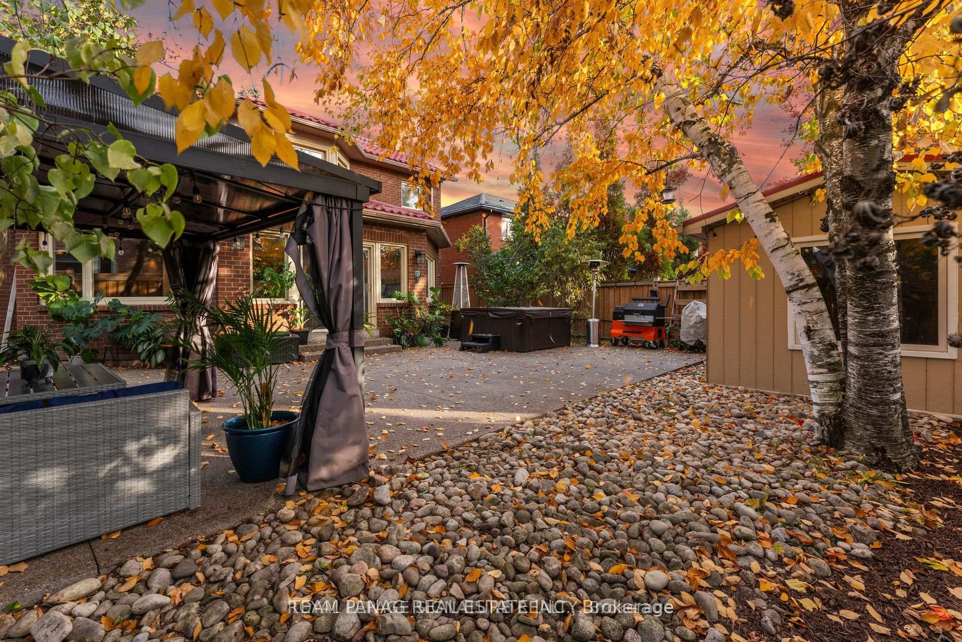 Photo 50 of 99 Kenpark Avenue, Brampton, Snelgrove — HOMEH