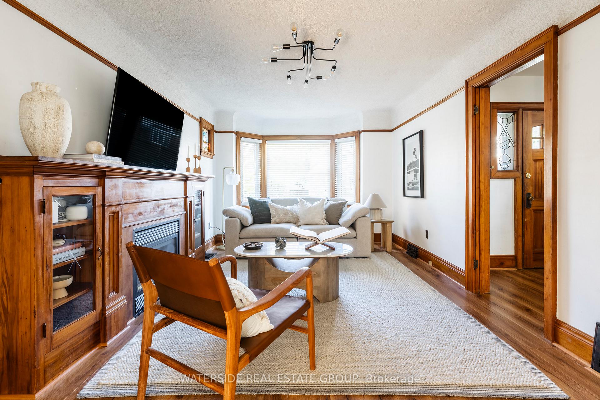 Photo 13 of 288 Houghton Avenue, Hamilton, Delta — HOMEH