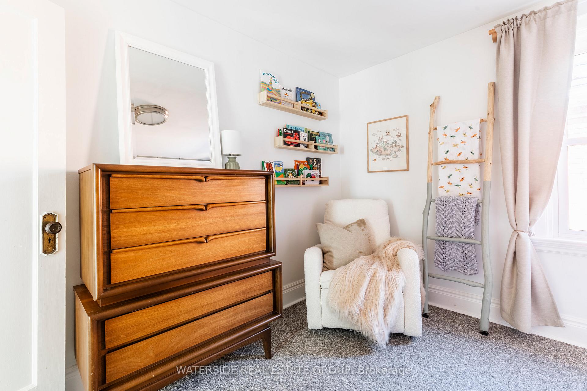 Photo 19 of 288 Houghton Avenue, Hamilton, Delta — HOMEH