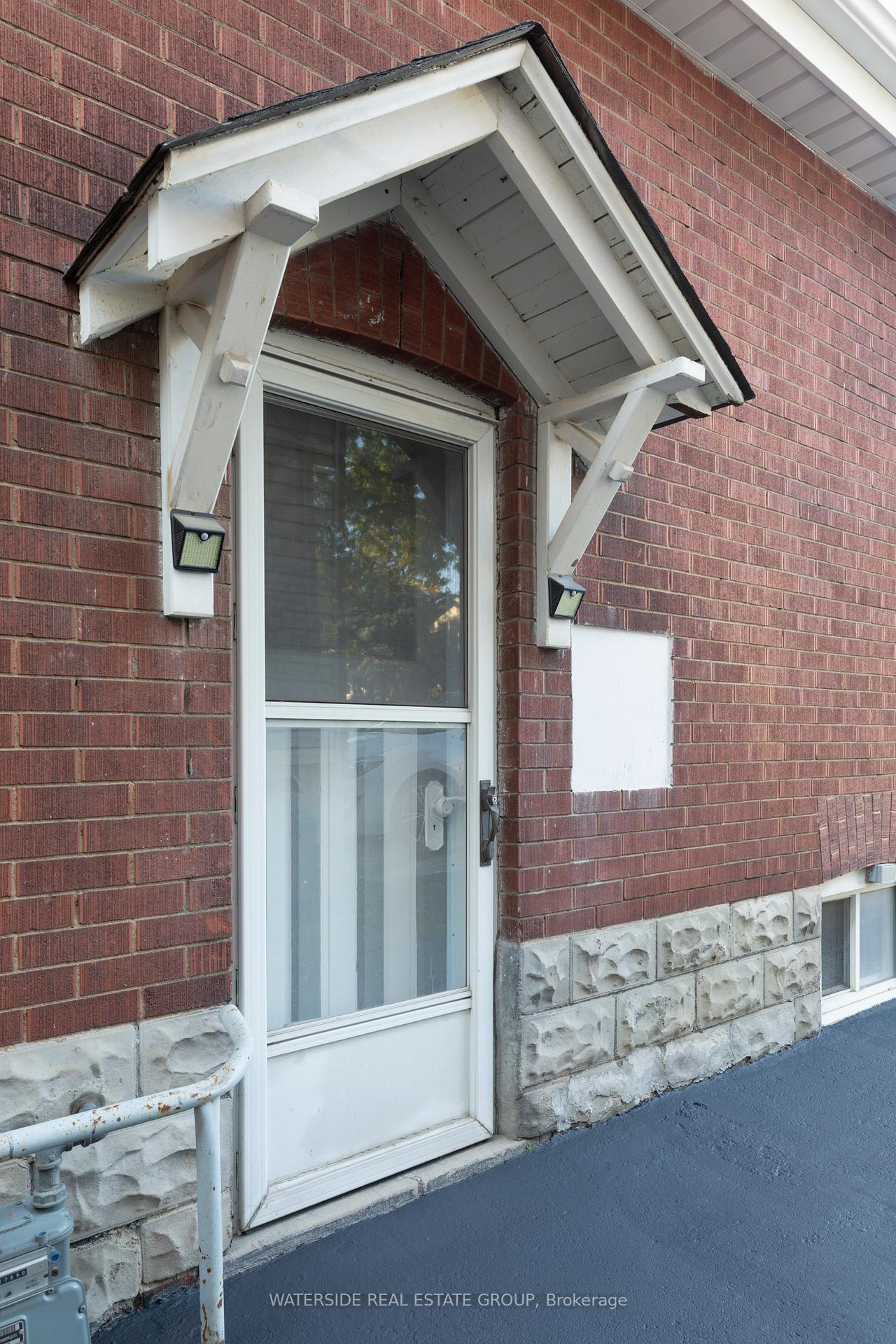 Photo 28 of 288 Houghton Avenue, Hamilton, Delta — HOMEH