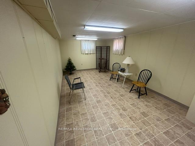Photo 14 of 60 Upper Walker Avenue, Hamilton, Stoney Creek — HOMEH