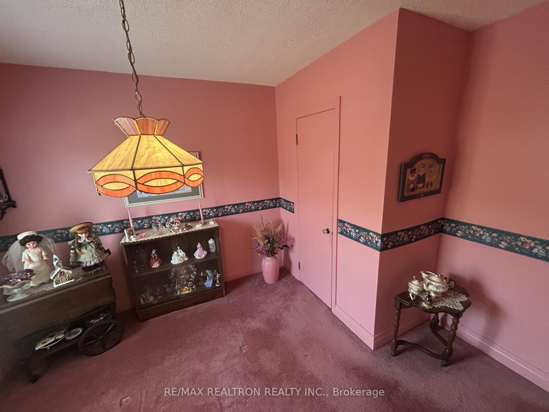 Photo 20 of 60 Upper Walker Avenue, Hamilton, Stoney Creek — HOMEH