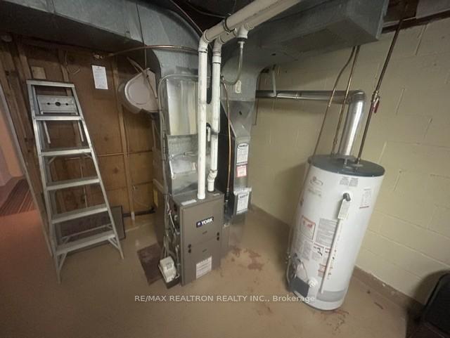 Photo 19 of 60 Upper Walker Avenue, Hamilton, Stoney Creek — HOMEH