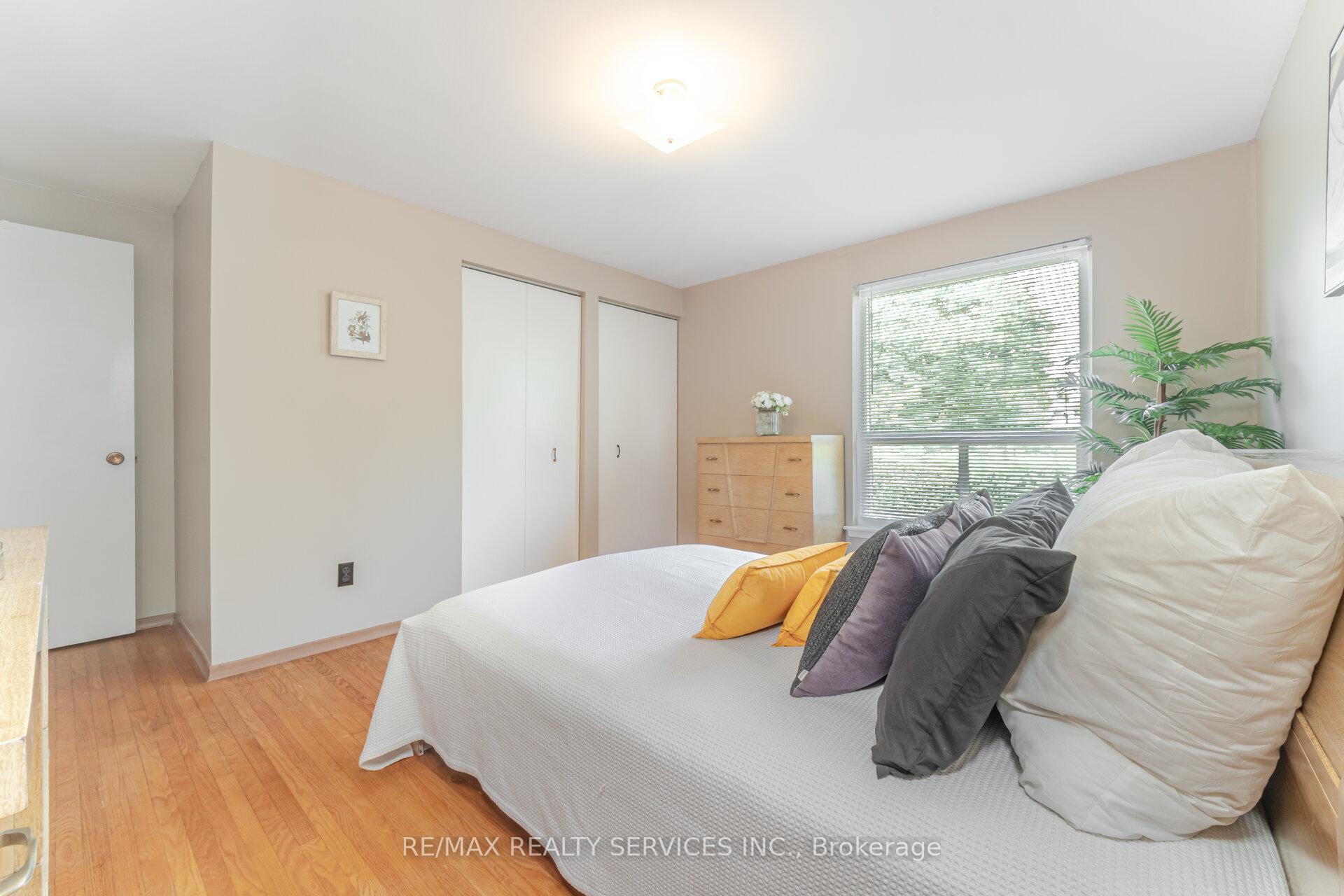 Photo 18 of 48 Glenmore Crescent, Brampton, Northgate — HOMEH