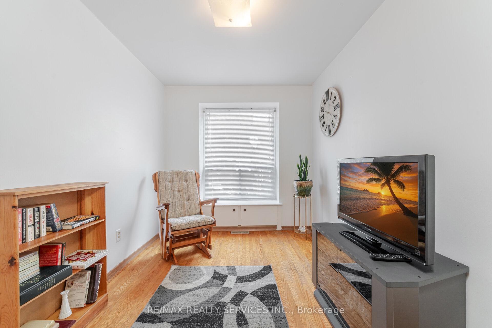 Photo 14 of 48 Glenmore Crescent, Brampton, Northgate — HOMEH