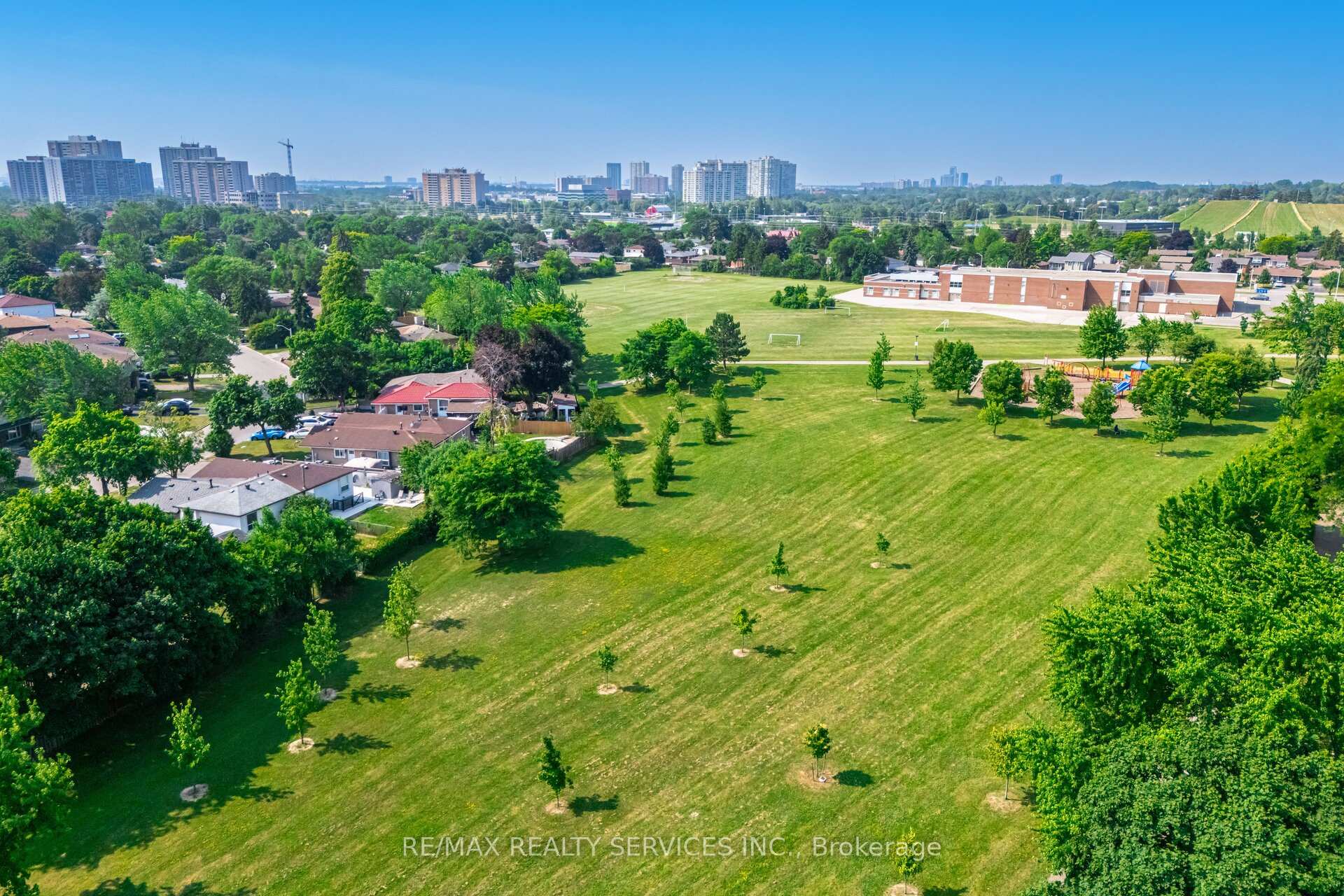 Photo 24 of 48 Glenmore Crescent, Brampton, Northgate — HOMEH