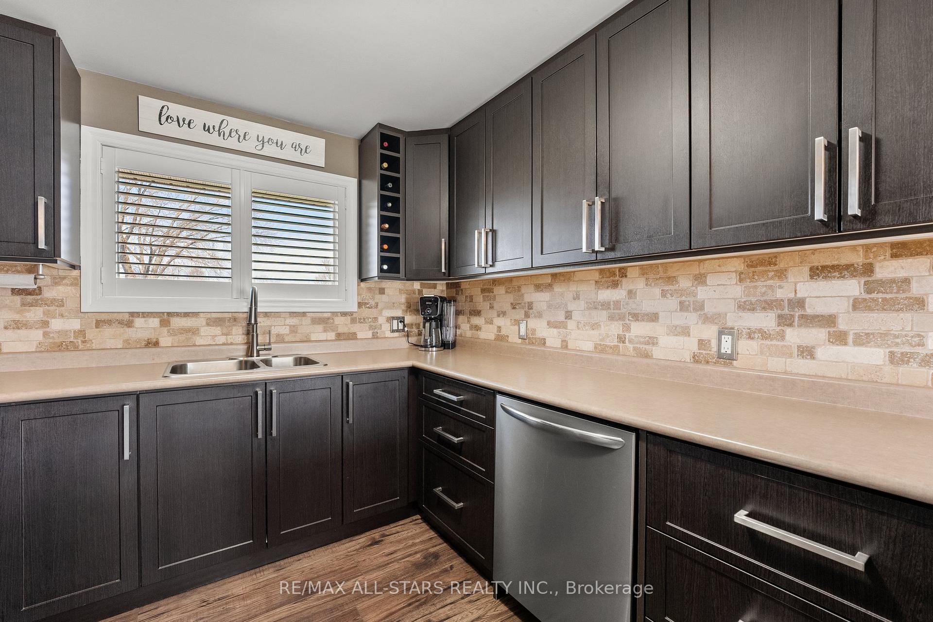 Photo 15 of 19 Joel Avenue, Georgina, Historic Lakeshore Communities — HOMEH