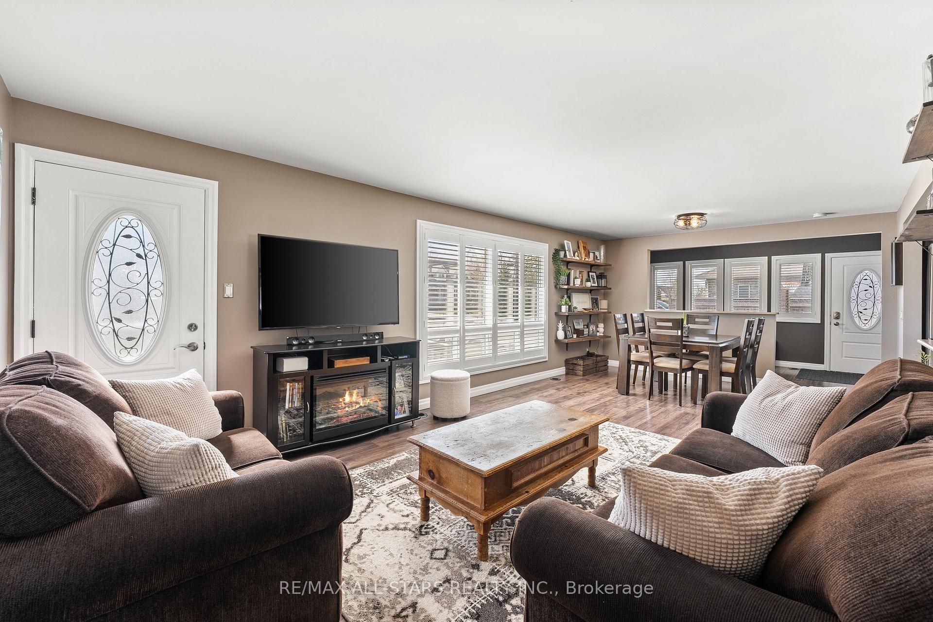 Photo 18 of 19 Joel Avenue, Georgina, Historic Lakeshore Communities — HOMEH