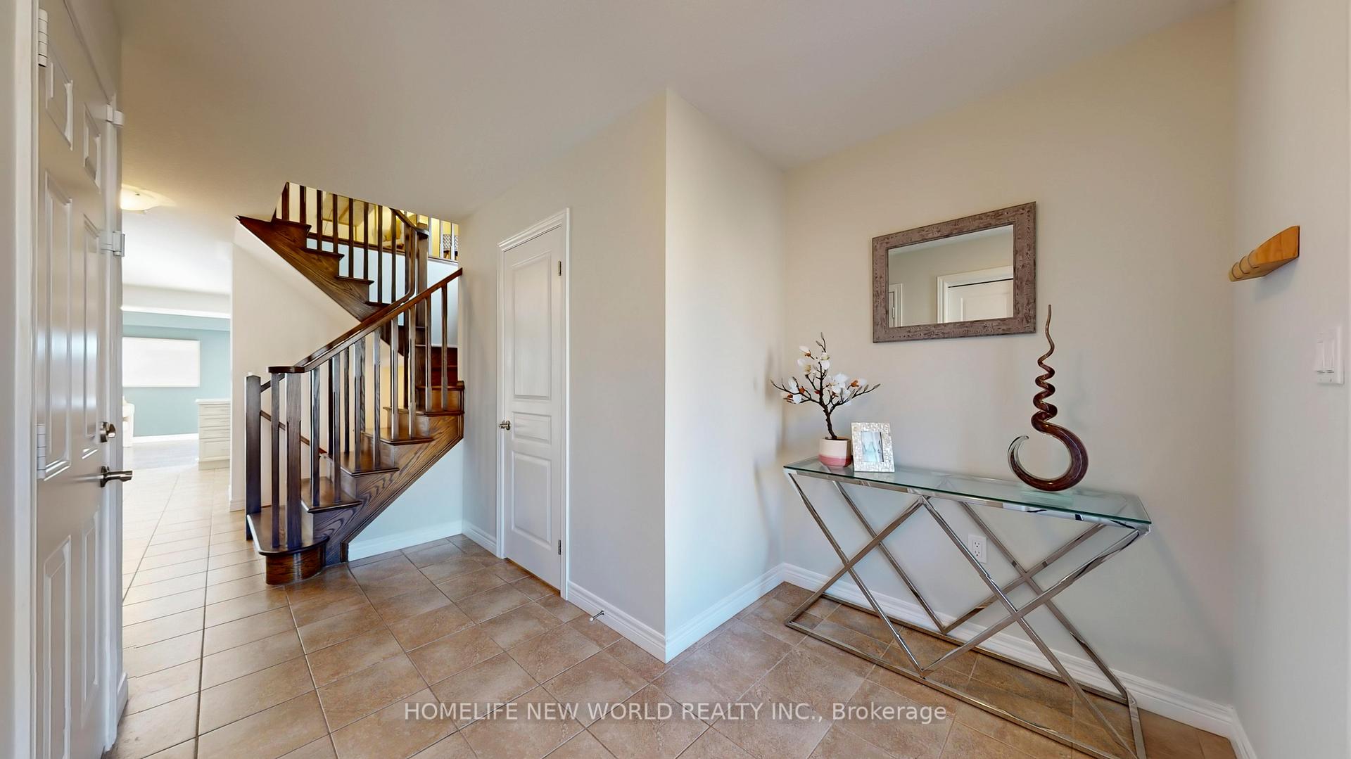 Photo 15 of 103 Charleswood Crescent, Hamilton, Rural Glanbrook — HOMEH