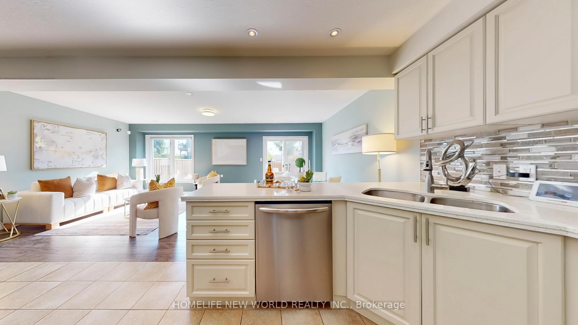 Photo 8 of 103 Charleswood Crescent, Hamilton, Rural Glanbrook — HOMEH