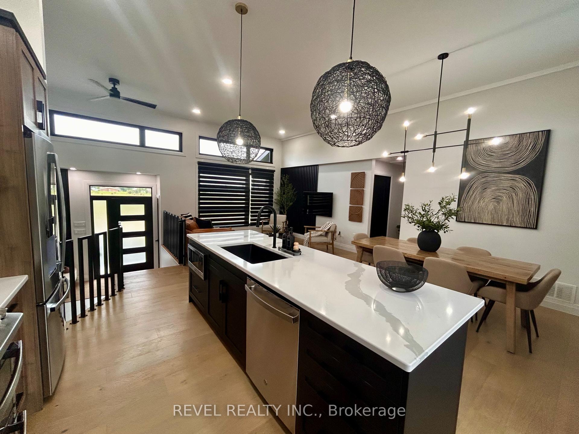 Photo 18 of 279 Tenth Street, Cochrane — HOMEH