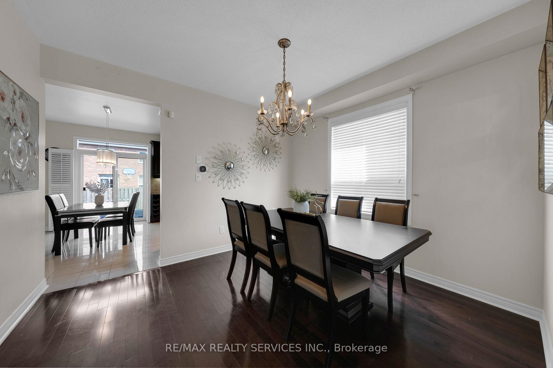 Photo 15 of 59 Finlayson Crescent, Brampton, Sandringham-Wellington — HOMEH