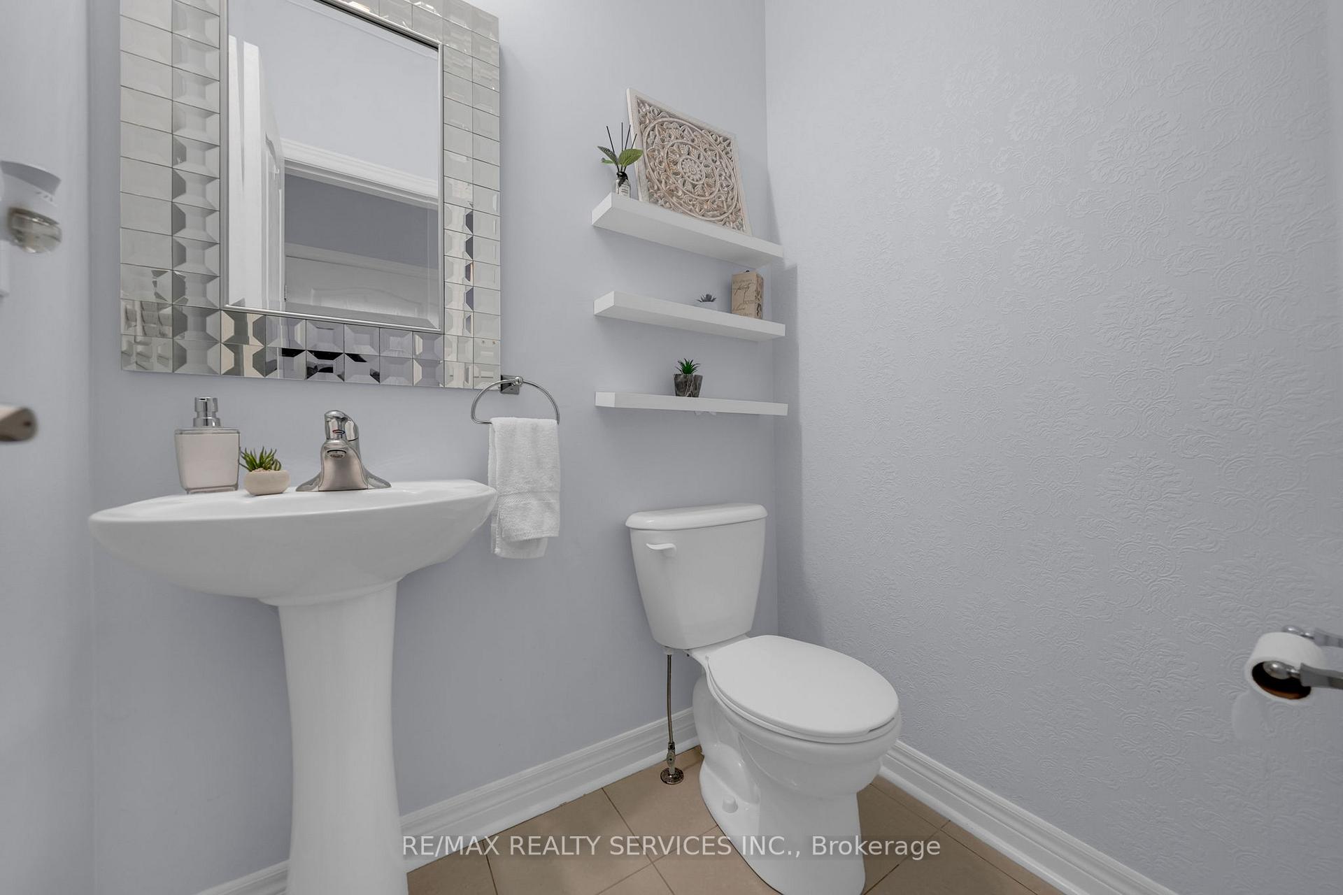 Photo 16 of 59 Finlayson Crescent, Brampton, Sandringham-Wellington — HOMEH