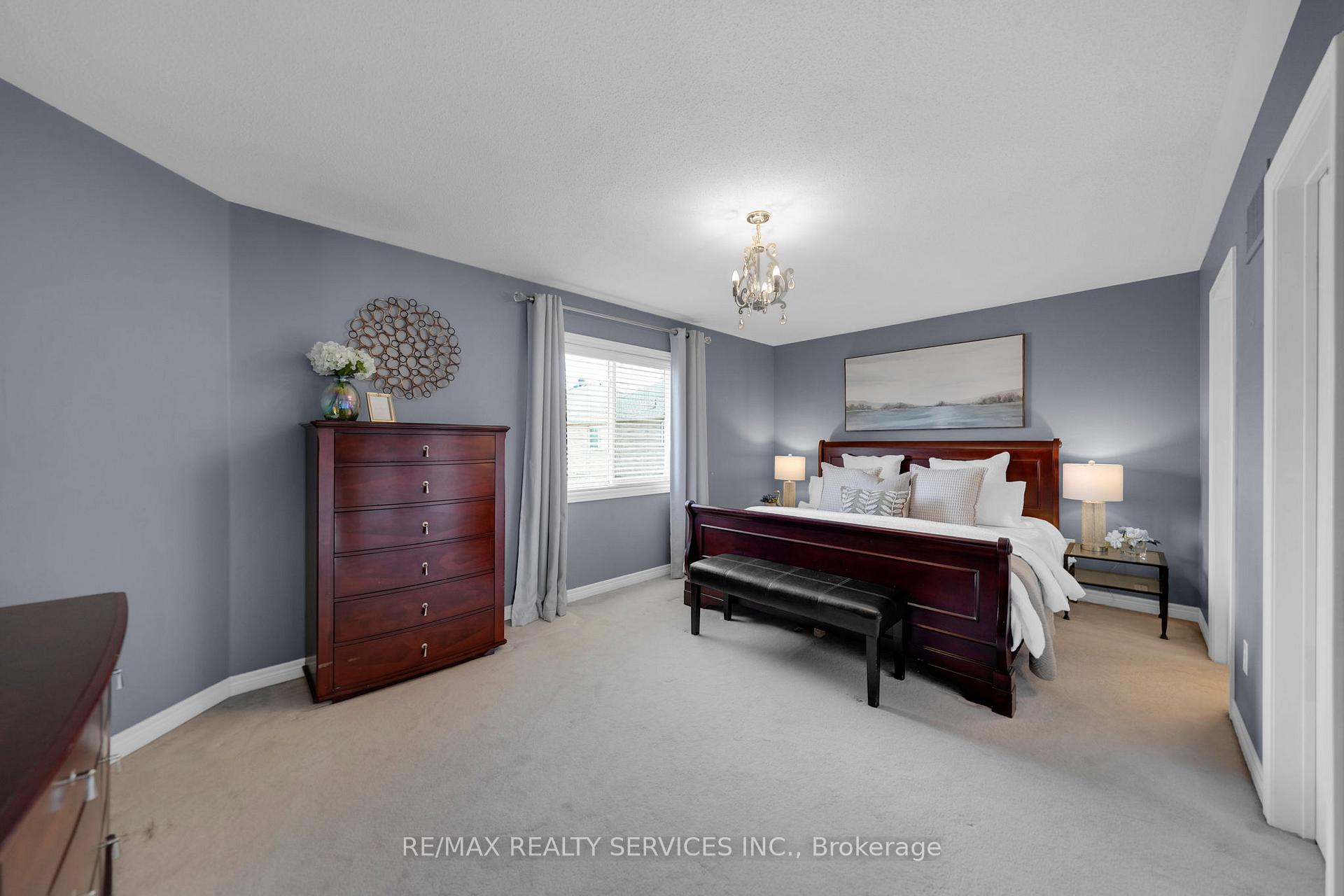 Photo 29 of 59 Finlayson Crescent, Brampton, Sandringham-Wellington — HOMEH