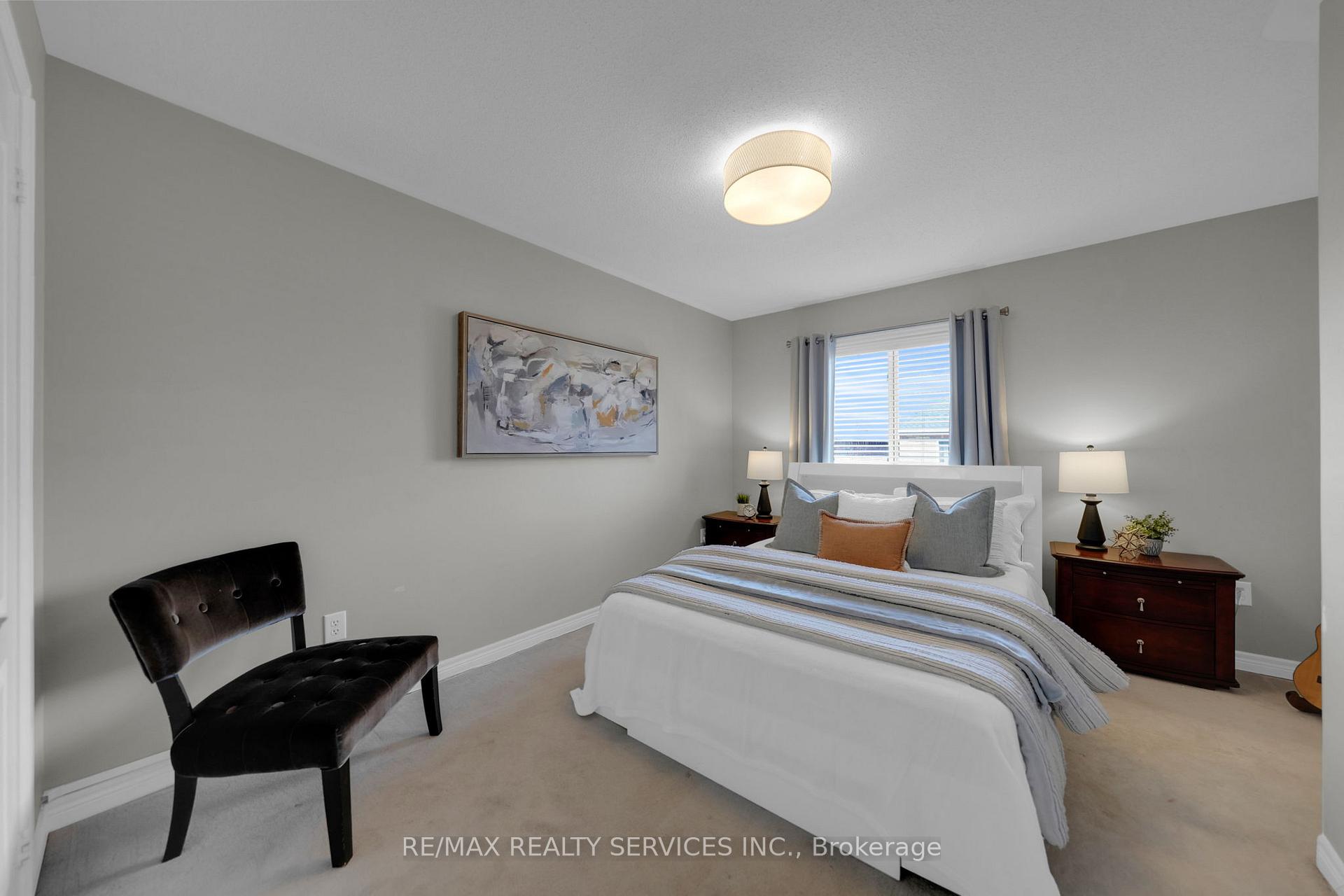 Photo 26 of 59 Finlayson Crescent, Brampton, Sandringham-Wellington — HOMEH
