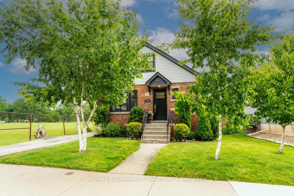 Photo 3 of 175 Brucedale Avenue, Hamilton, Centremount — HOMEH