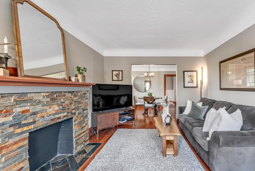 Photo 4 of 175 Brucedale Avenue, Hamilton, Centremount — HOMEH