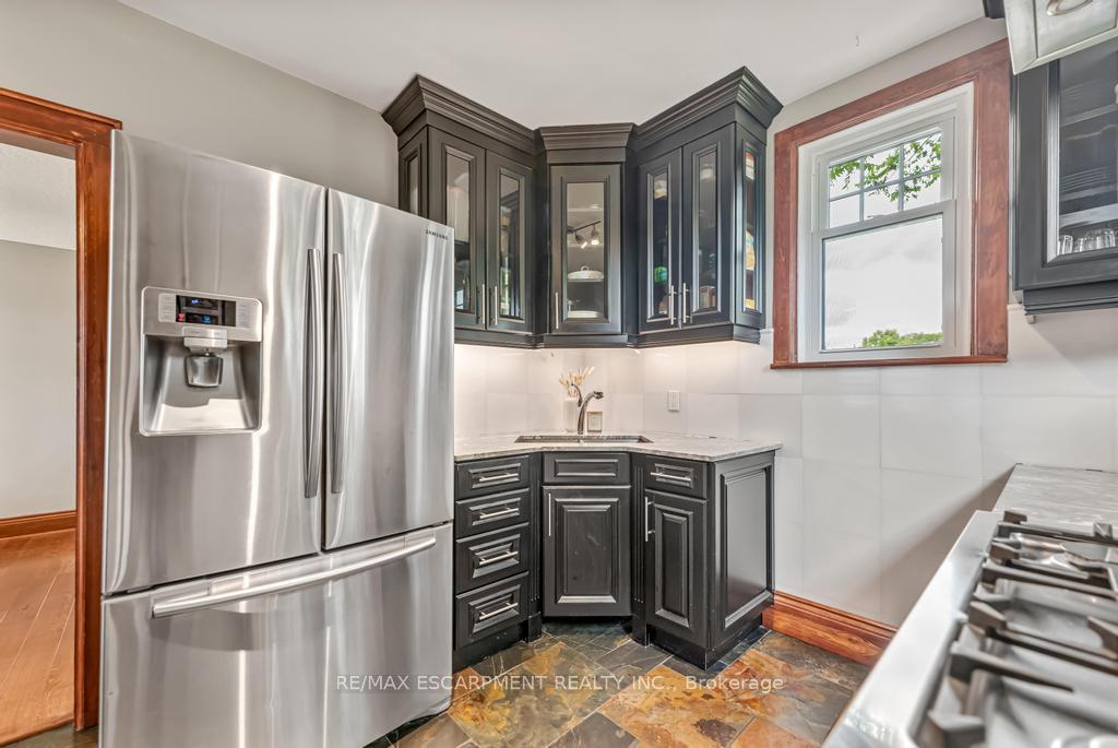 Photo 10 of 175 Brucedale Avenue, Hamilton, Centremount — HOMEH