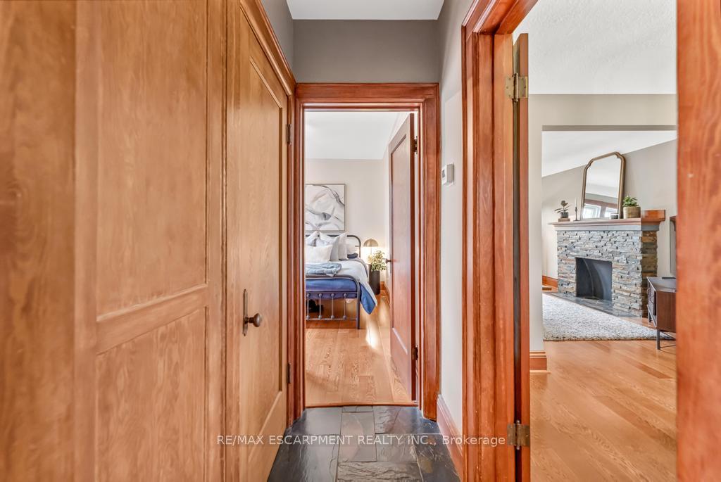 Photo 15 of 175 Brucedale Avenue, Hamilton, Centremount — HOMEH
