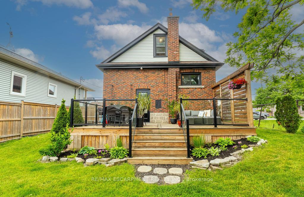 Photo 18 of 175 Brucedale Avenue, Hamilton, Centremount — HOMEH