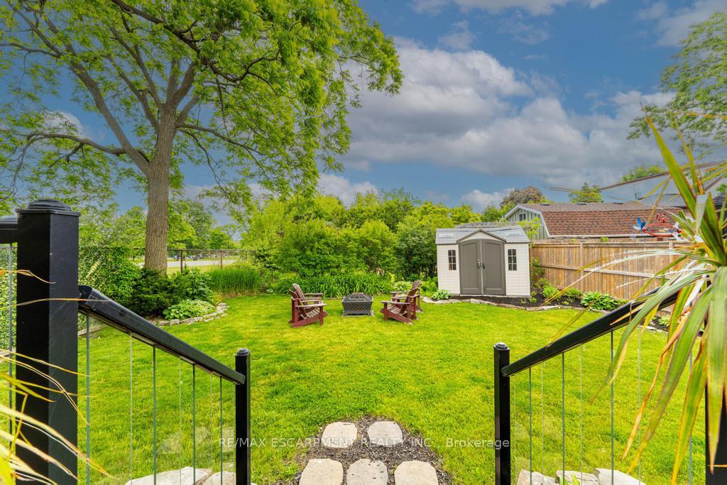 Photo 19 of 175 Brucedale Avenue, Hamilton, Centremount — HOMEH