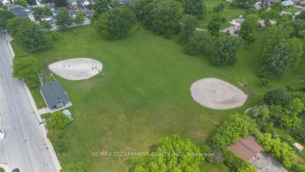 Photo 39 of 175 Brucedale Avenue, Hamilton, Centremount — HOMEH