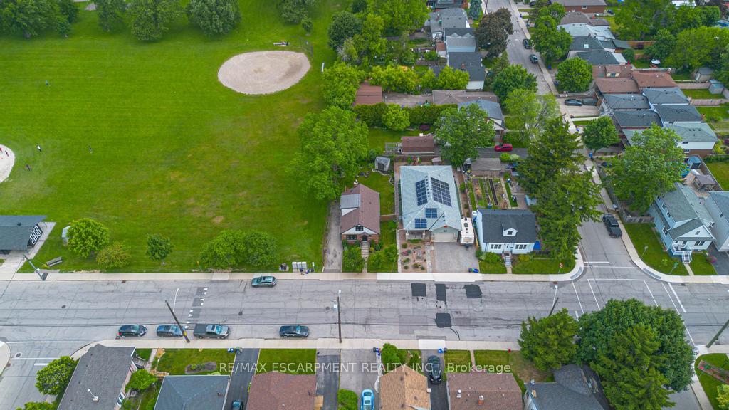 Photo 37 of 175 Brucedale Avenue, Hamilton, Centremount — HOMEH